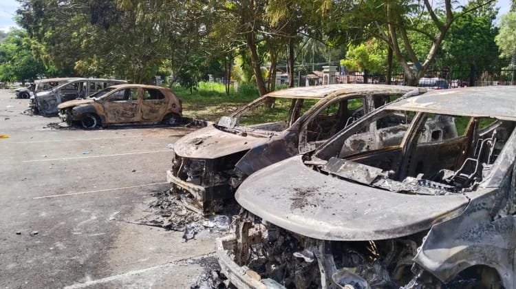 Polisi Selidiki Pemicu Ricuh di Stadion Lukas Enembe