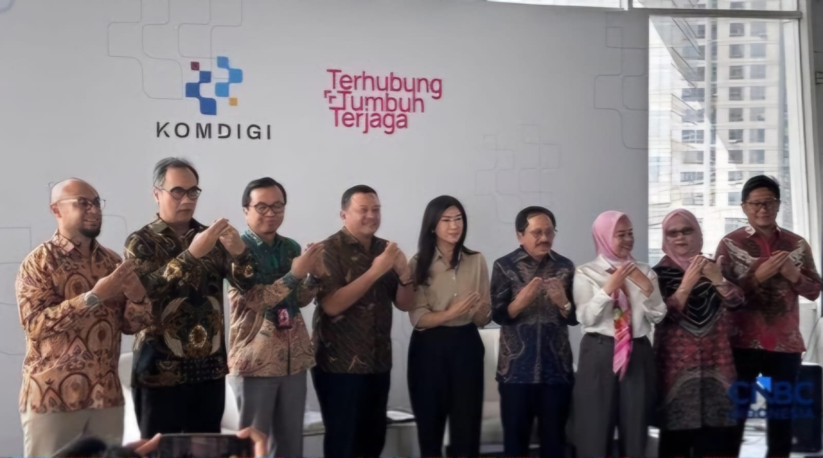 Mulai Juli 2026, Aktivasi Nomor Seluler Baru Harus Lewat Verifikasi Wajah