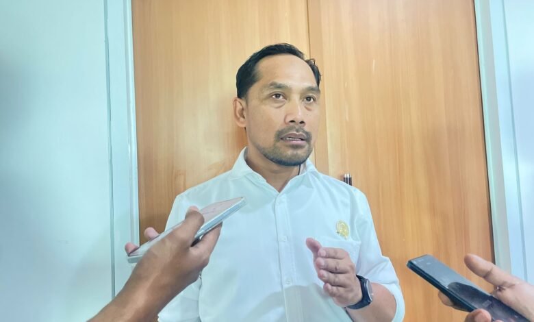 Rohim Minta Pemkot Kaji Ulang Rencana Bongkar Menara Lampu Taman Samarendah