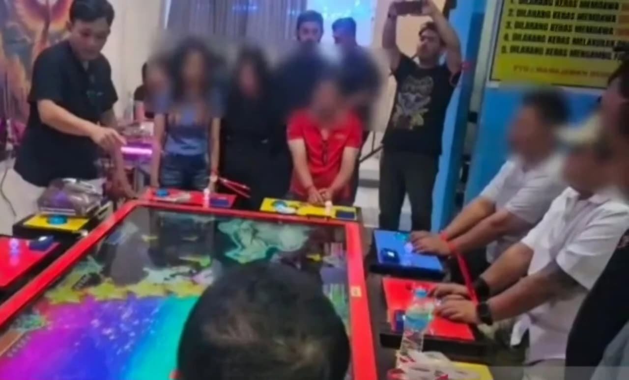 Polisi Gerebek Dugaan Sarang Judi Berkedok Arena Permainan Anak di Jakut dan Jakbar