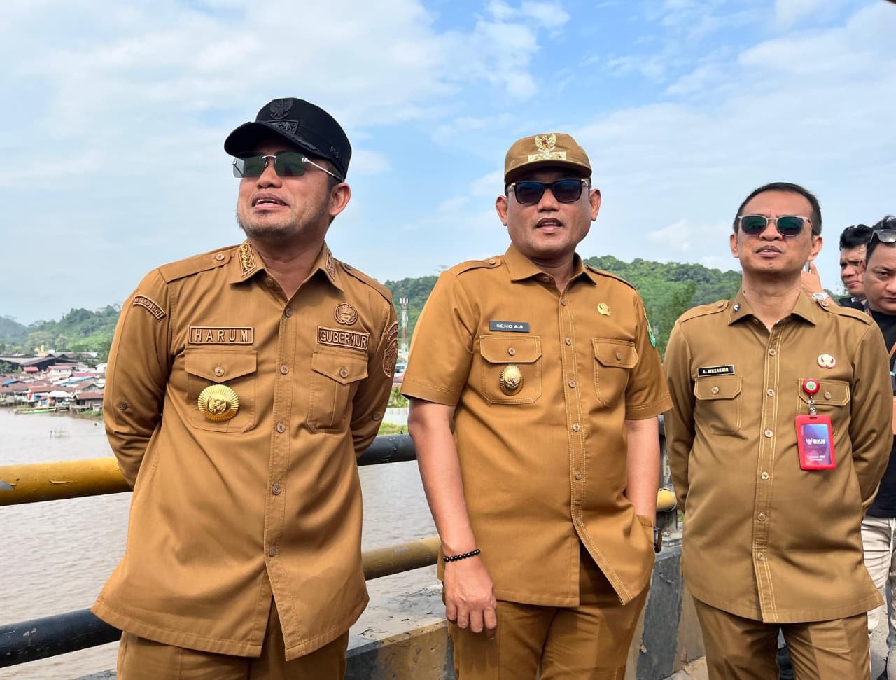 Respons Keluhan Warga, Gubernur Kaltim Tinjau Langsung Jembatan Mahulu