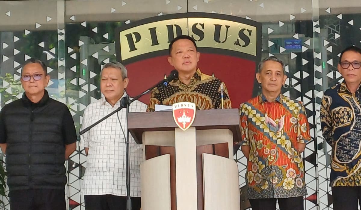 Rumah Sentul Digerebek, Jampidsus Febrie Angkat Bicara soal Uang dan Emas dalam Brankas