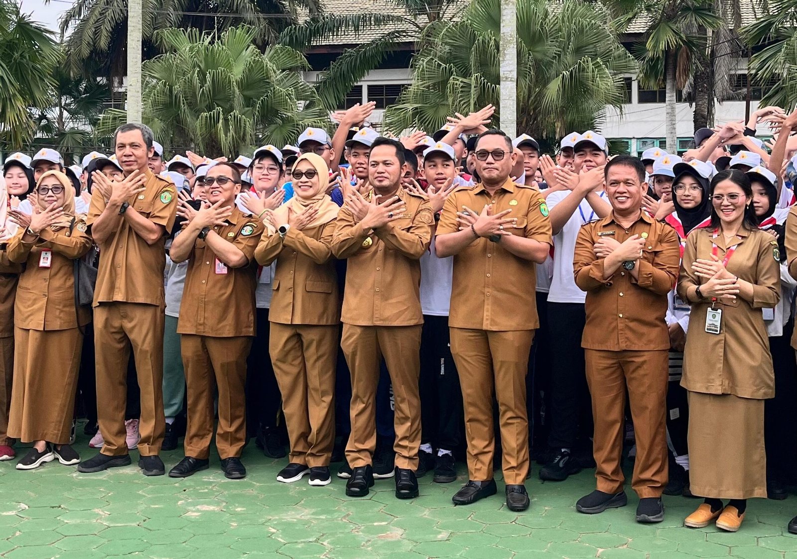 Tak Sekadar Kunjungan, Gubernur Kaltim Pastikan SMA Negeri 10 Siap Naik Kelas Jadi Sekolah Garuda