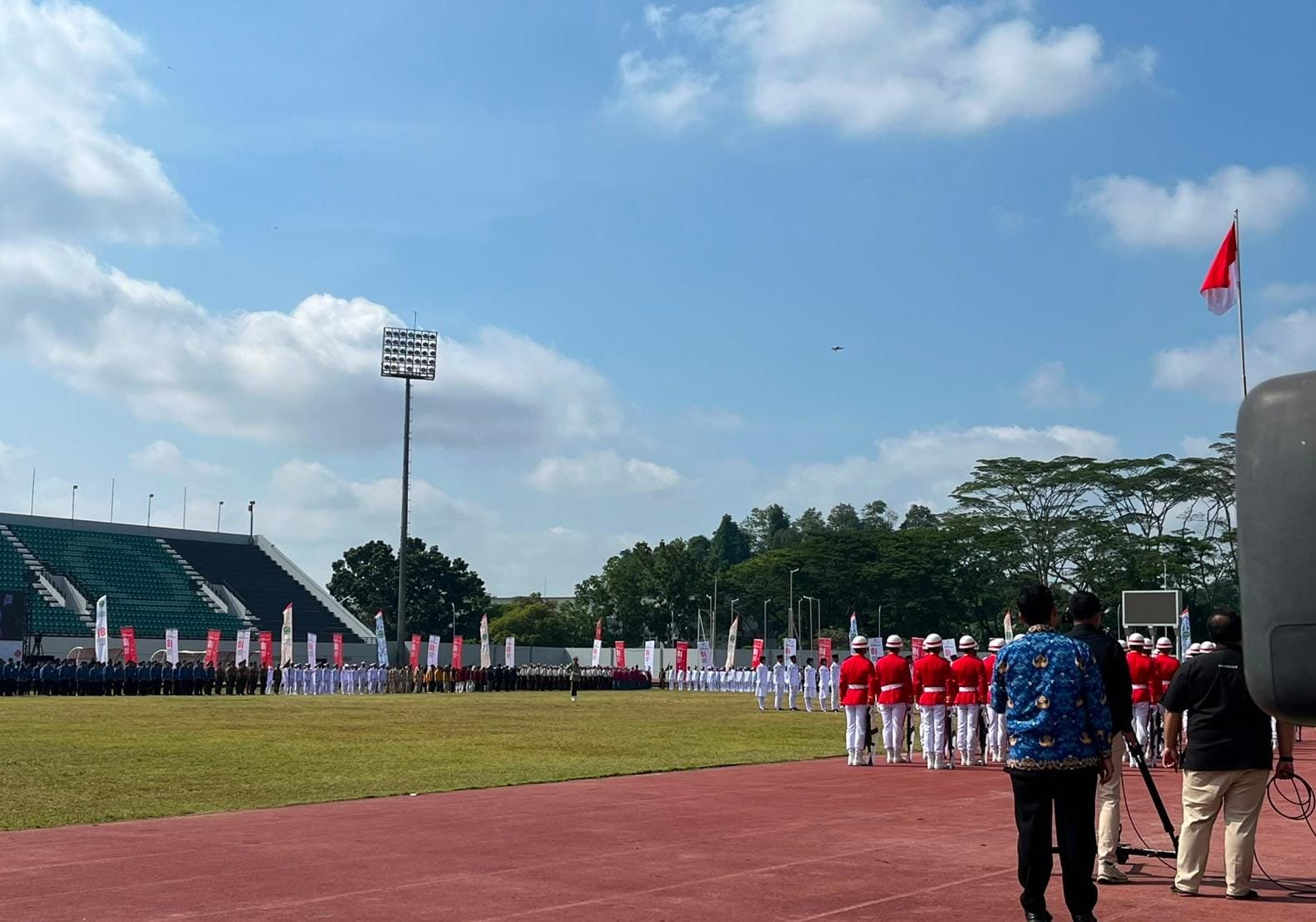 Impian Sejak SMP Terwujud, Beatrice Jadi Pembawa Baki Bendera HUT ke-81 RI