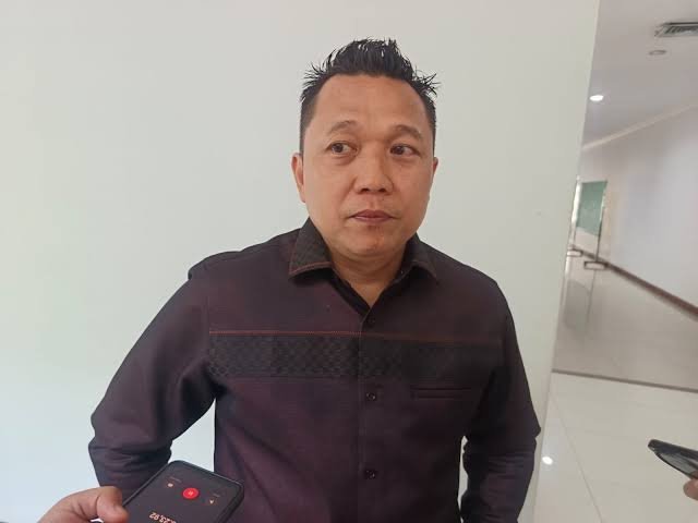 Jalan Ir Sutami Rusak Berulang, DPRD Samarinda Dorong Penataan Kawasan Pergudangan